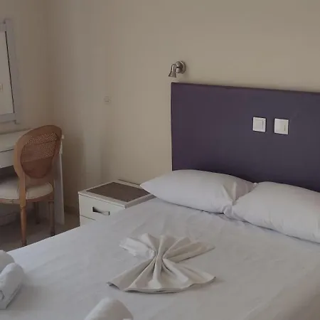 Pantheon Hall Hotell Mesongí